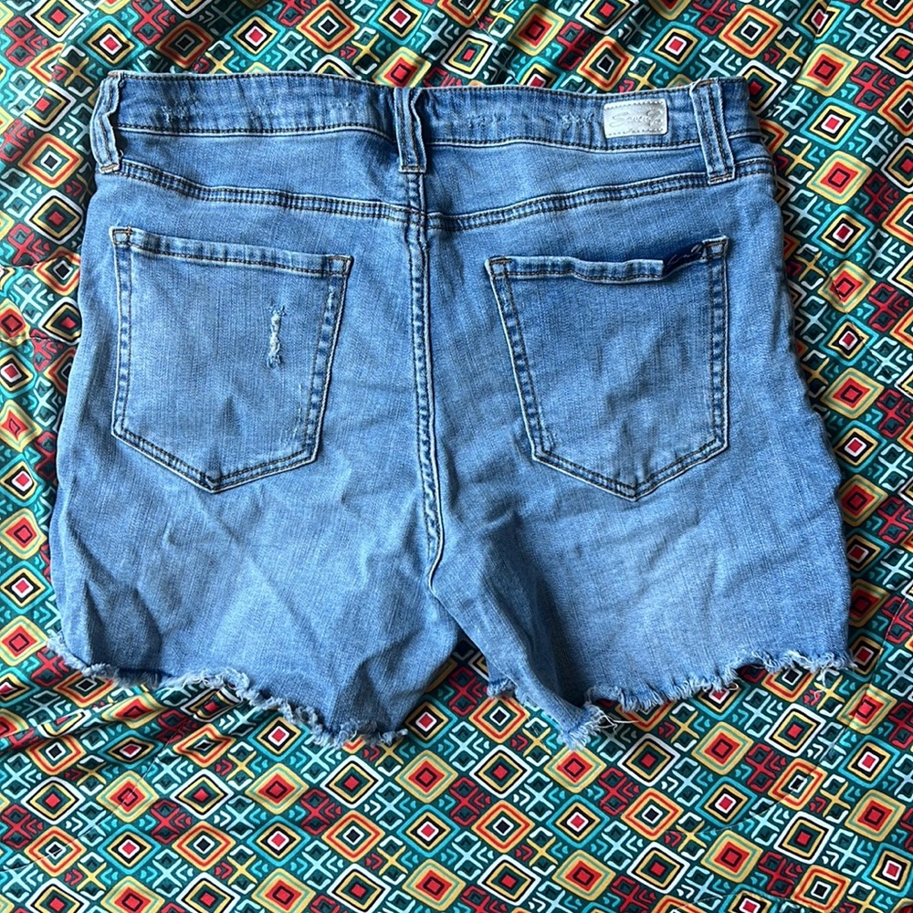 Seven Jean shorts - Picture 3 of 6